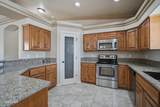 1011 Rolling Hills Dr - Photo 15