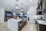 6709 Calle De La Luna - Photo 17