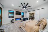 6709 Calle De La Luna - Photo 33