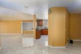470 Acoma Blvd - Photo 3