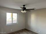 2425 Cloverlawn Dr - Photo 20