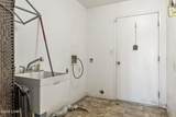 1562 Poplar Dr - Photo 31