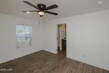 1100 Riverside Dr - Photo 18