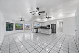 2555 Country Club Pl - Photo 13