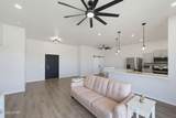 1020 Riverside Dr - Photo 16