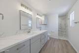1020 Riverside Dr - Photo 31