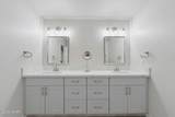 1020 Riverside Dr - Photo 37