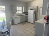 2713 Huntington Dr - Photo 9