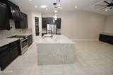 2465 Beverly Glen Dr - Photo 29
