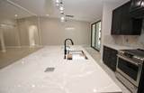 2465 Beverly Glen Dr - Photo 33
