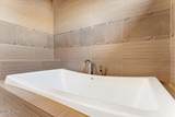 2695 Castaway Dr - Photo 40