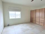 425 Roadrunner Pl - Photo 33