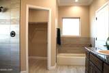3266 Newport Dr - Photo 26