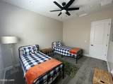 692 Island Cir - Photo 11