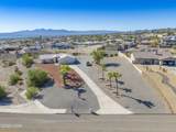 2821 Caravelle Dr - Photo 2