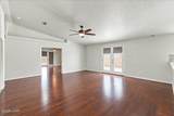 1910 Palmer Dr - Photo 11