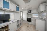 2485 Huntington Dr - Photo 22