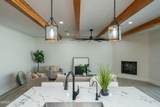 2535 Hillview Dr - Photo 16