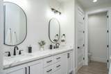 2535 Hillview Dr - Photo 22
