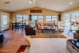 2963 Dunlap Dr - Photo 15