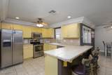 1061 Melrose Dr - Photo 16