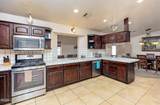 2560 Castaway Dr - Photo 18