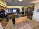 2304 Buckingham Blvd - Photo 14