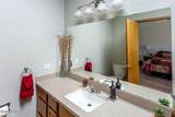 2580 Castaway Dr - Photo 19