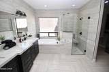 2465 Beverly Glen Dr - Photo 60