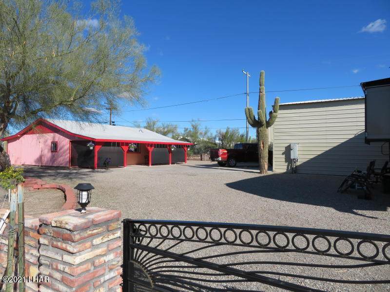 475 Roadrunner Pl - Photo 1
