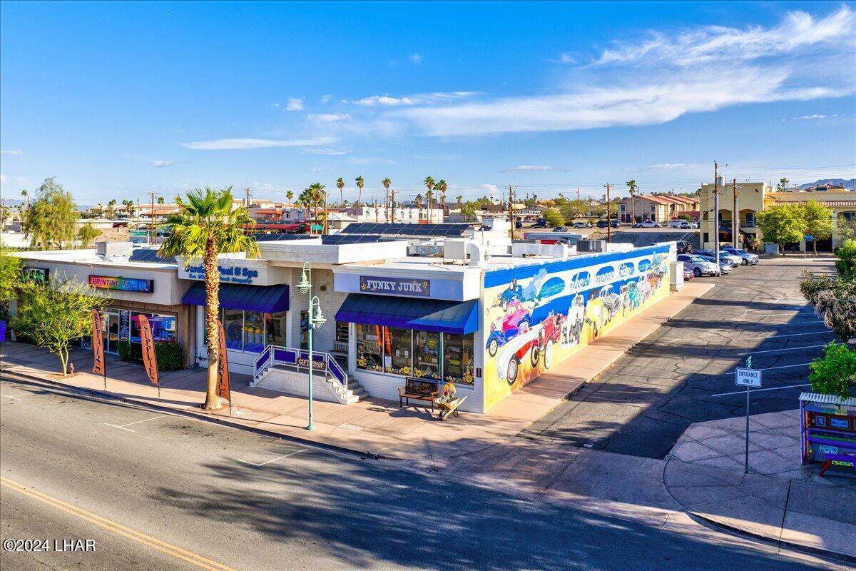 2079 Mcculloch Blvd - Photo 1
