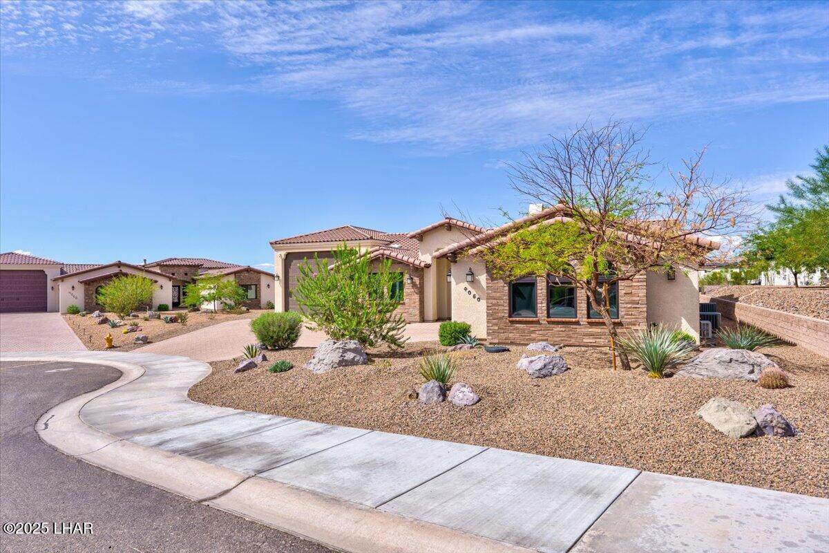 https://bt-photos.global.ssl.fastly.net/lakehavasu/orig_boomver_1_1035215-2.jpg