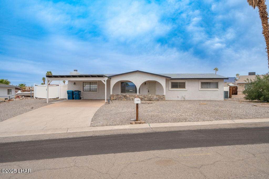 1941 Ash Dr - Photo 1