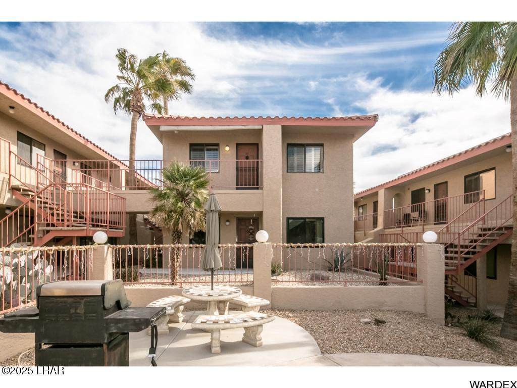 1957 Mesquite Ave - Photo 1