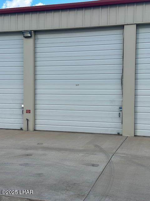 1605 Kiowa Ave - Photo 1