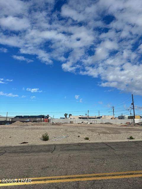 2031 Commander Dr - Photo 1