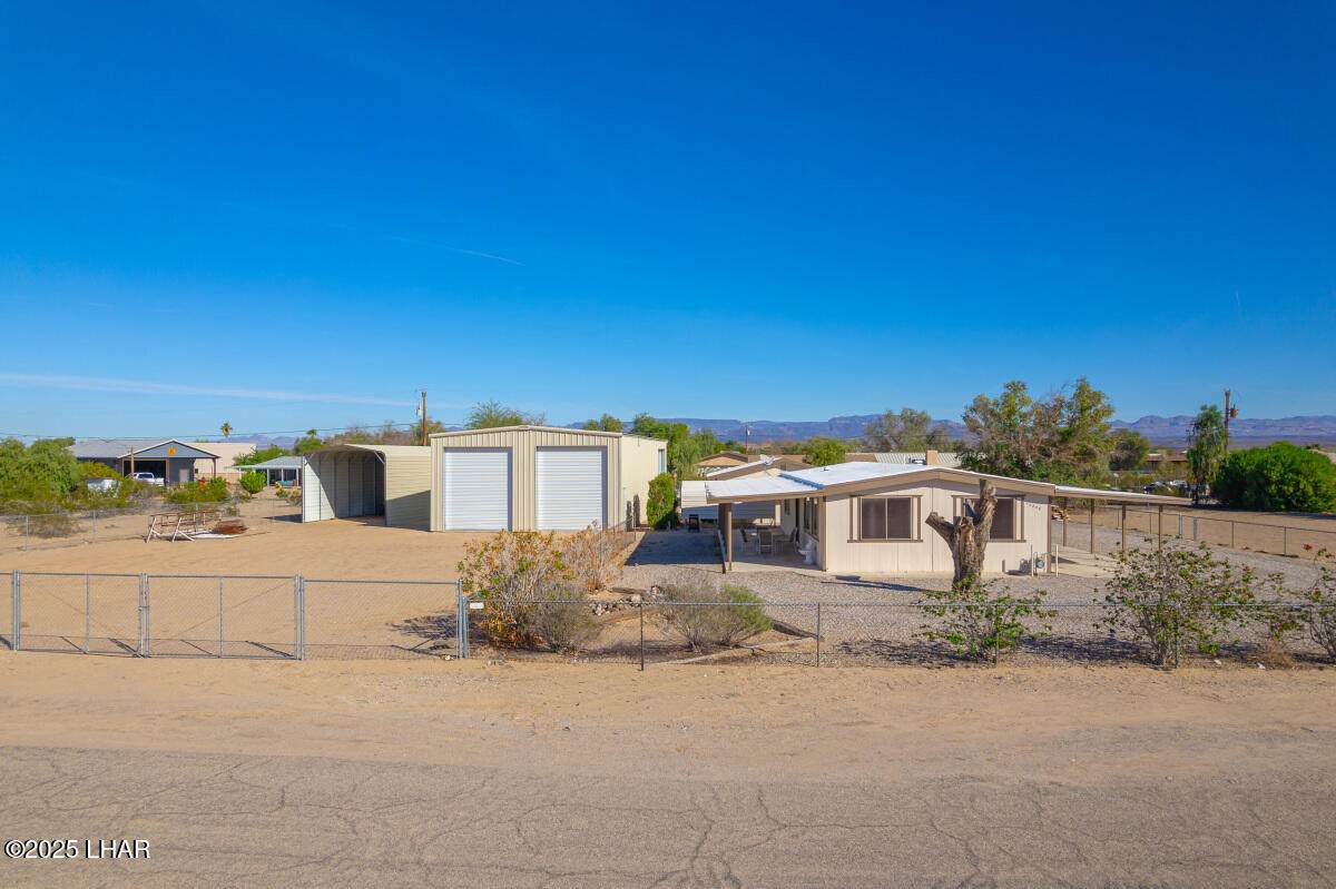 12858 Apache Pkwy - Photo 1