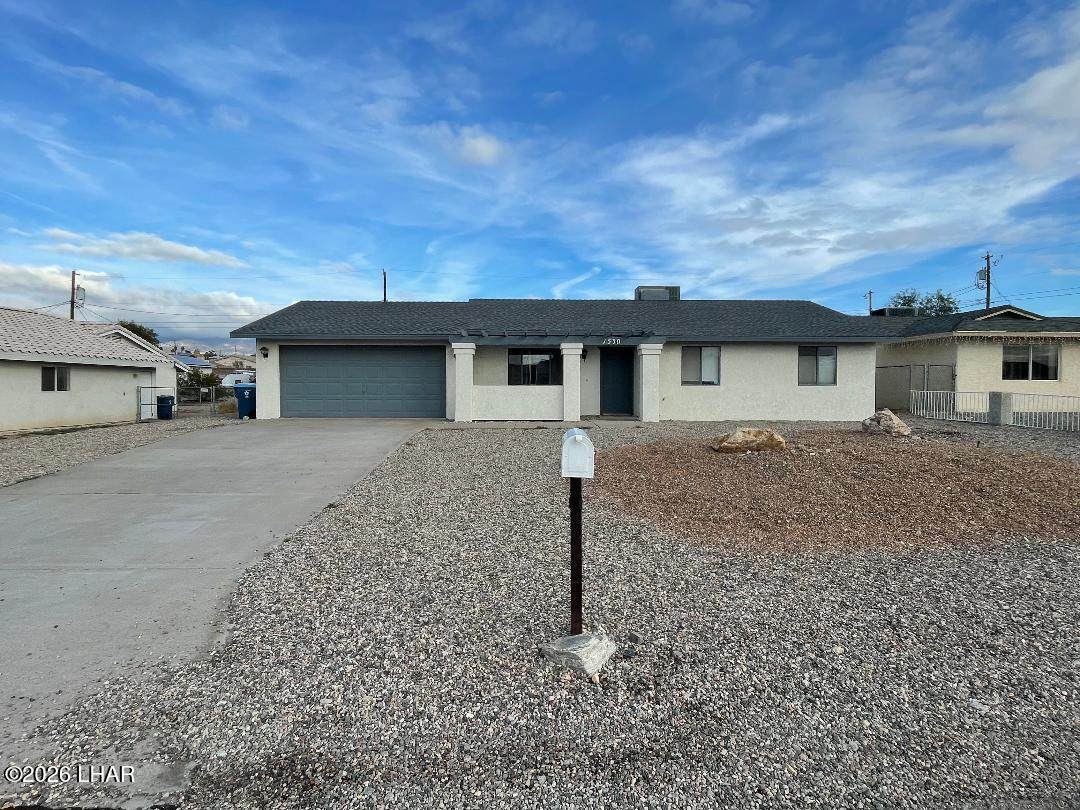 1530 Neptune Dr - Photo 1