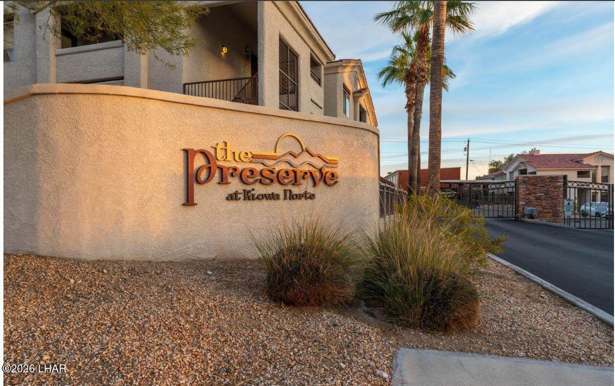 2212 Kiowa Blvd - Photo 1