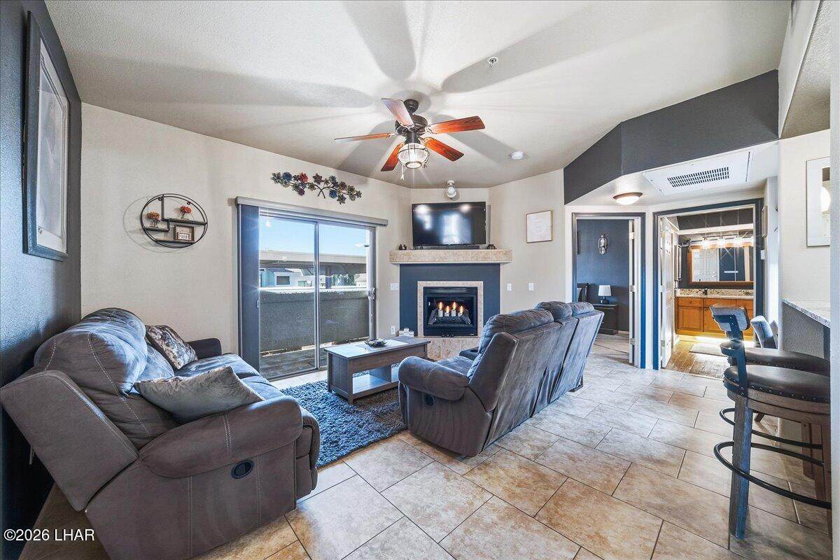 https://bt-photos.global.ssl.fastly.net/lakehavasu/orig_boomver_1_1039269-2.jpg