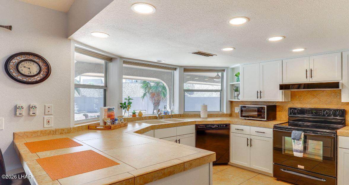 https://bt-photos.global.ssl.fastly.net/lakehavasu/orig_boomver_1_1039657-2.jpg