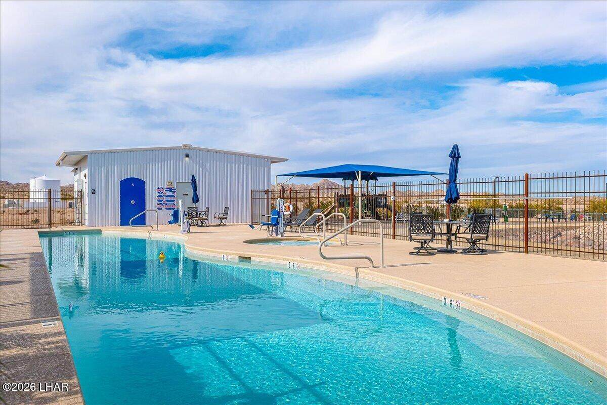 https://bt-photos.global.ssl.fastly.net/lakehavasu/orig_boomver_1_1039949-2.jpg