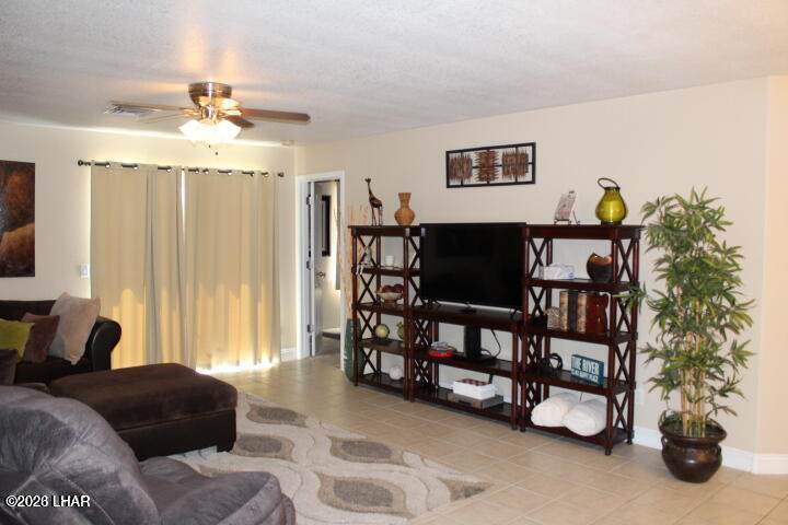 https://bt-photos.global.ssl.fastly.net/lakehavasu/orig_boomver_1_1039968-2.jpg