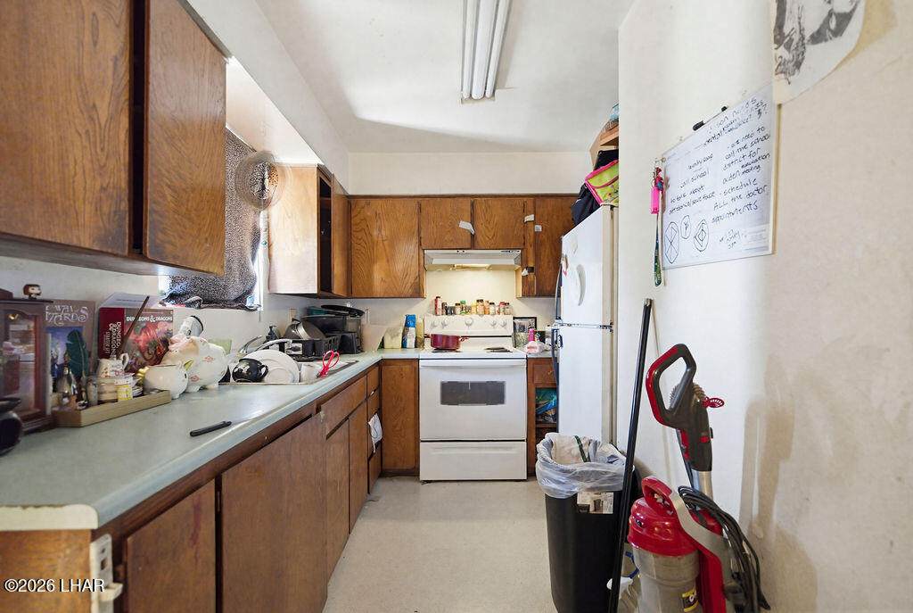 https://bt-photos.global.ssl.fastly.net/lakehavasu/orig_boomver_1_1040006-2.jpg