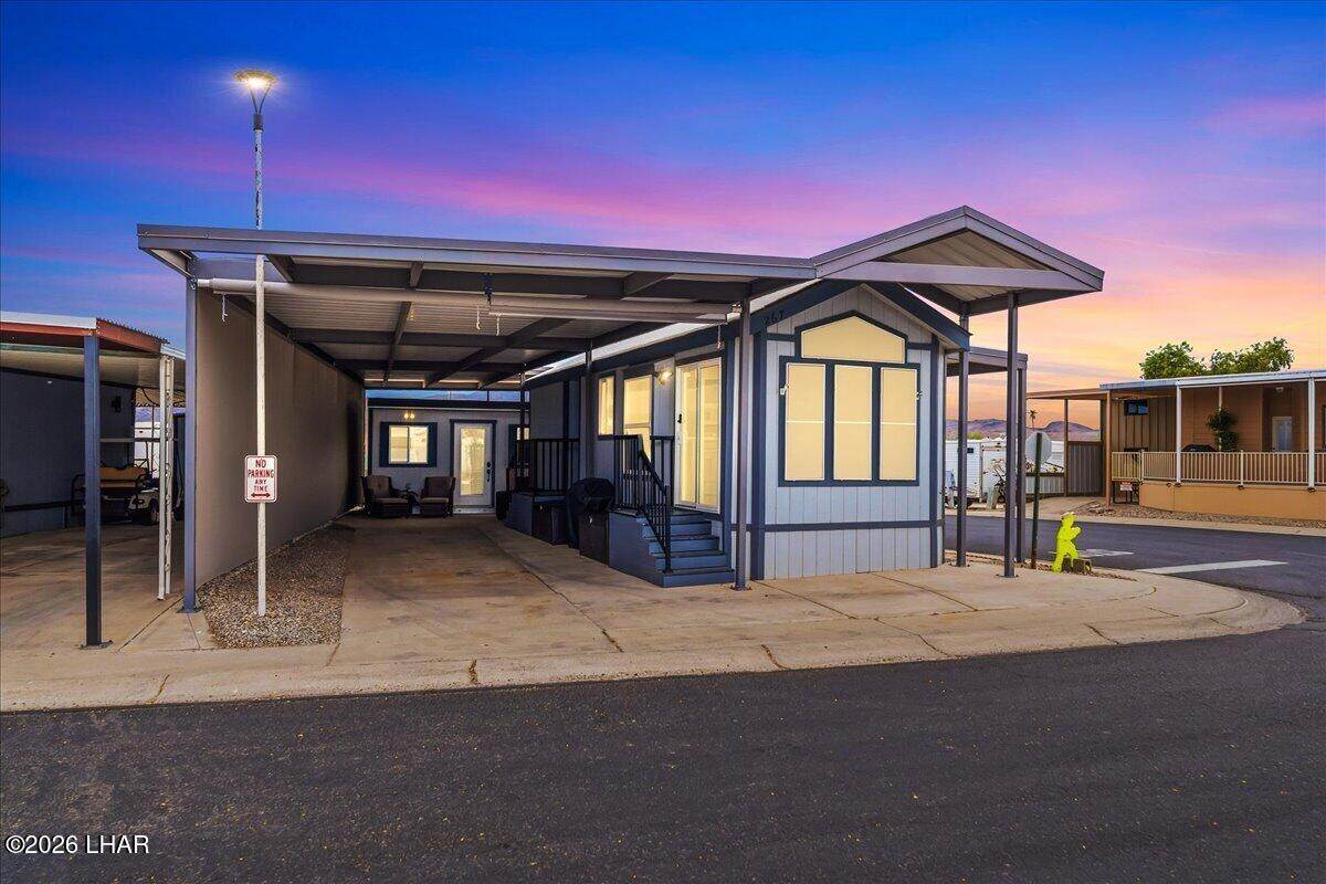 555 Beachcomber Blvd - Photo 1