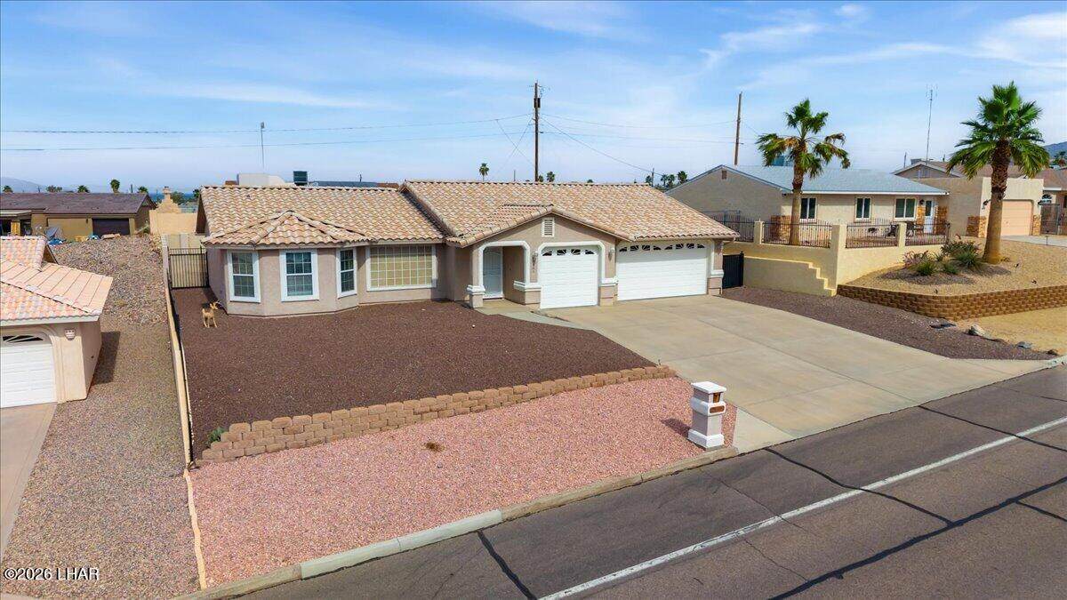 https://bt-photos.global.ssl.fastly.net/lakehavasu/orig_boomver_1_1040208-2.jpg