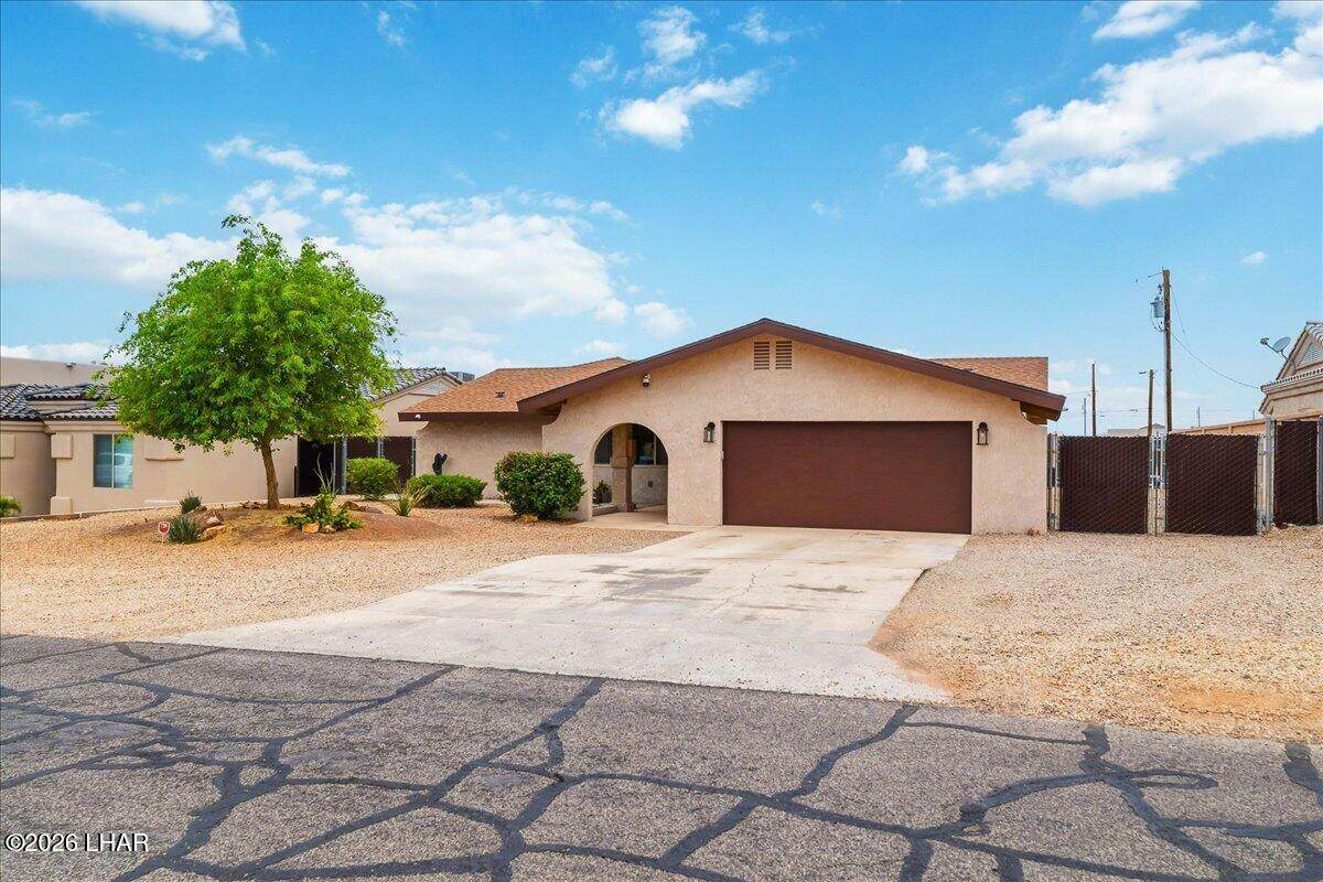 https://bt-photos.global.ssl.fastly.net/lakehavasu/orig_boomver_1_1040226-2.jpg
