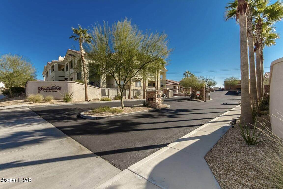 https://bt-photos.global.ssl.fastly.net/lakehavasu/orig_boomver_1_1040229-2.jpg