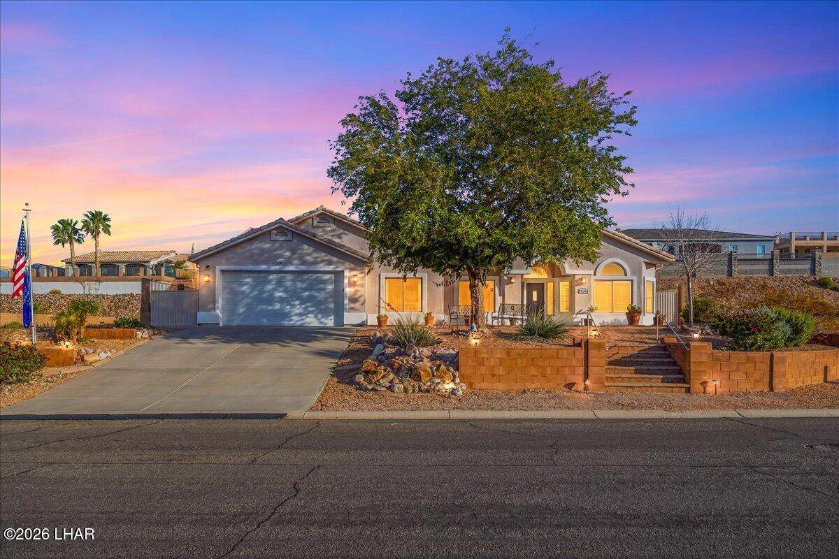 2435 Park Ridge Ave - Photo 1