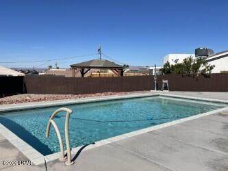 https://bt-photos.global.ssl.fastly.net/lakehavasu/orig_boomver_1_1040641-2.jpg